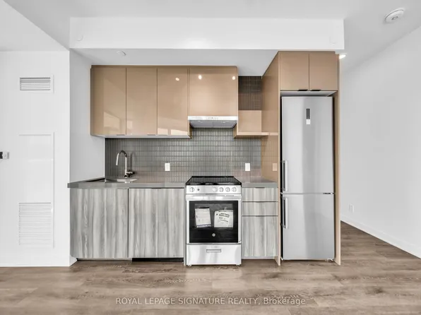 6 Flavelle Trl, Vaughan, ON