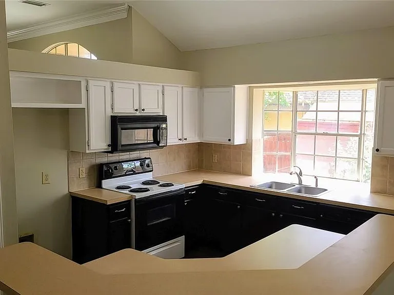 2517 Jacqueline Dr — Photo 9