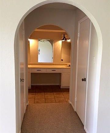 4th image of 1117 N Thornbush Cir