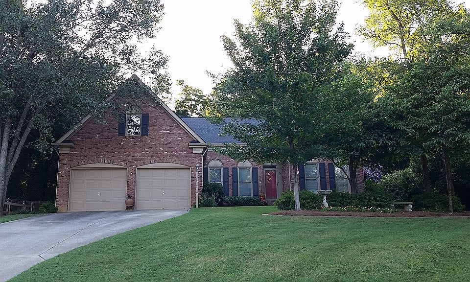 1st image of 4816 Hickory Glen Dr