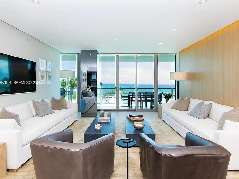 360 Ocean Dr #304S — Photo 2