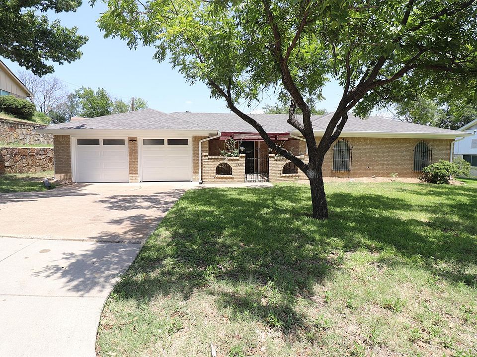1st image of 3420 Willowcrest Dr