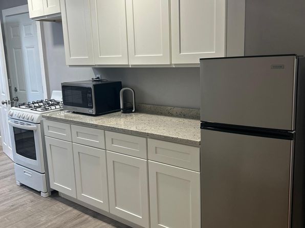 39 West St #10