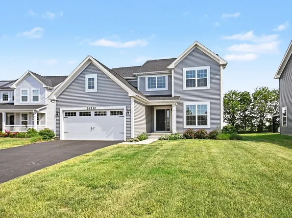 26530 W Red Apple Rd, Plainfield, IL 60585