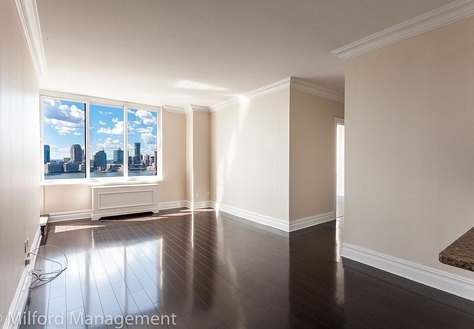 1st image of 99 Battery Pl APT 23G