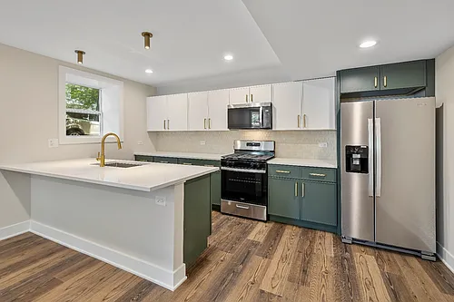 2257 N Sawyer Ave #G Photo 1