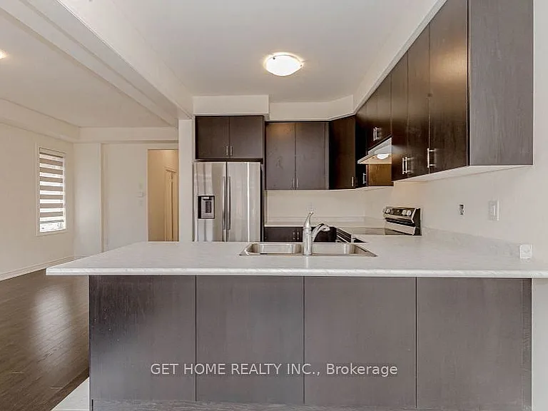 20 Silver Meadow Gdns — Photo 11