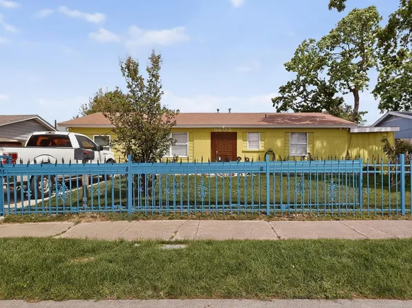 9805 Grady Ln, Dallas, TX 75217