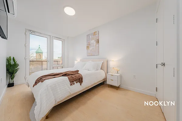 Rented by Nooklyn NYC LLC | media 134