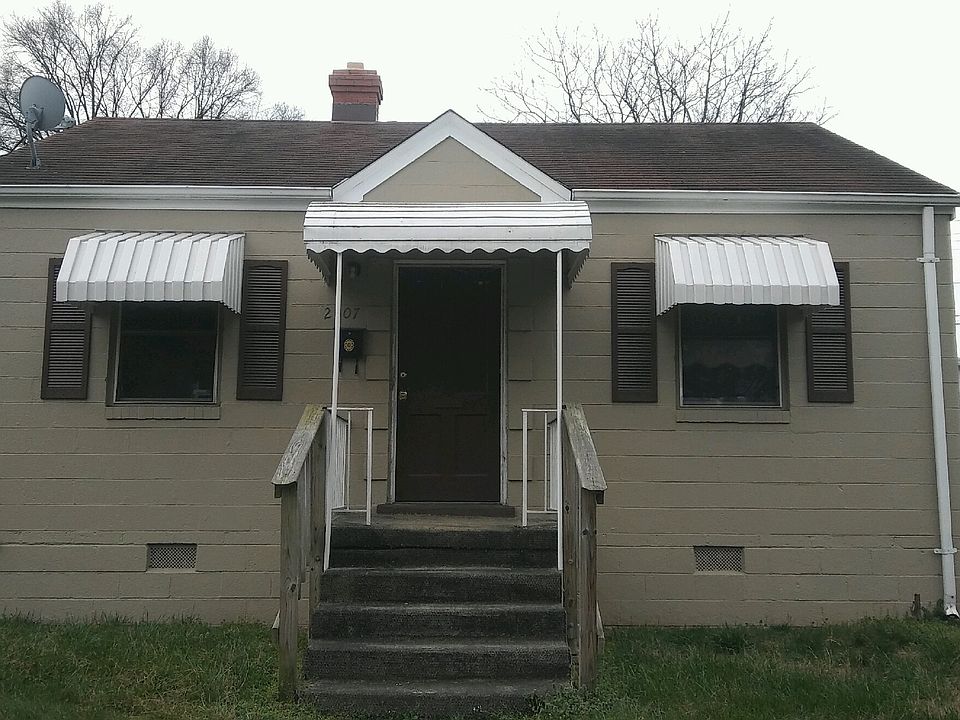 1st image of 2507 Redwood Ave