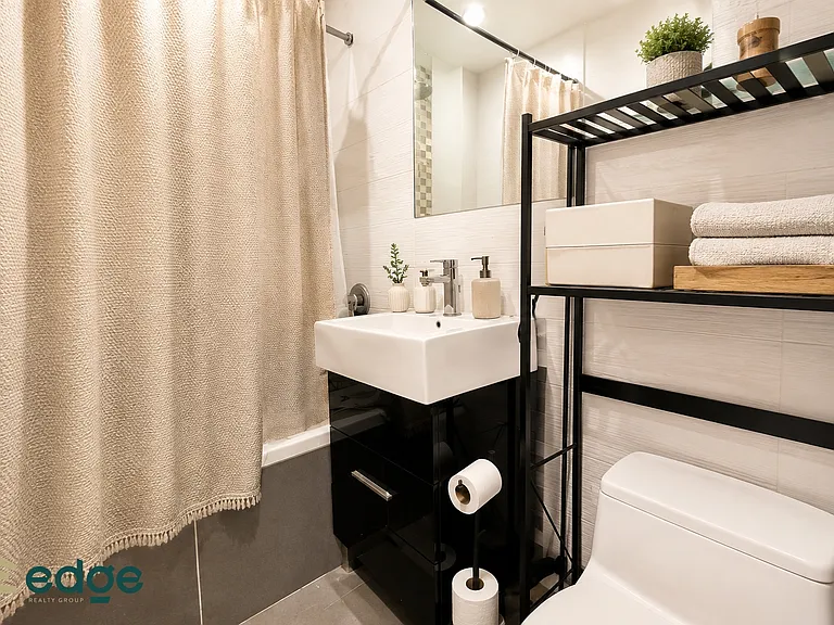 1358 De Kalb Ave #1L — Photo 6