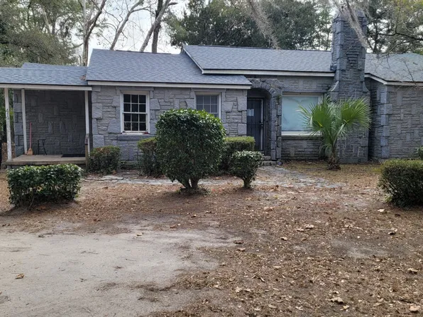 419 Thompson St #A, Walterboro, SC 29488