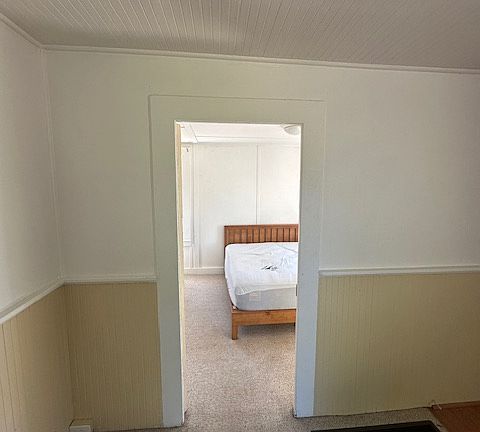 4th image of 611 Lighthouse Ave #1/2