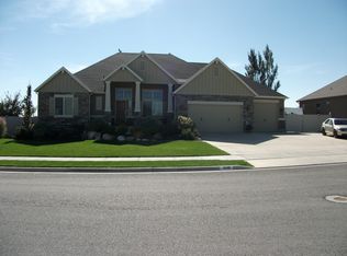 3149 W Blaze Meadows Rd, South Jordan, UT 84095