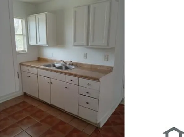 207 Rock Valley Dr, San Antonio, TX 78227