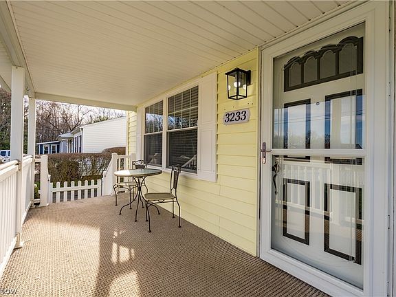 4th image of 3233 Russ Ranch St NW