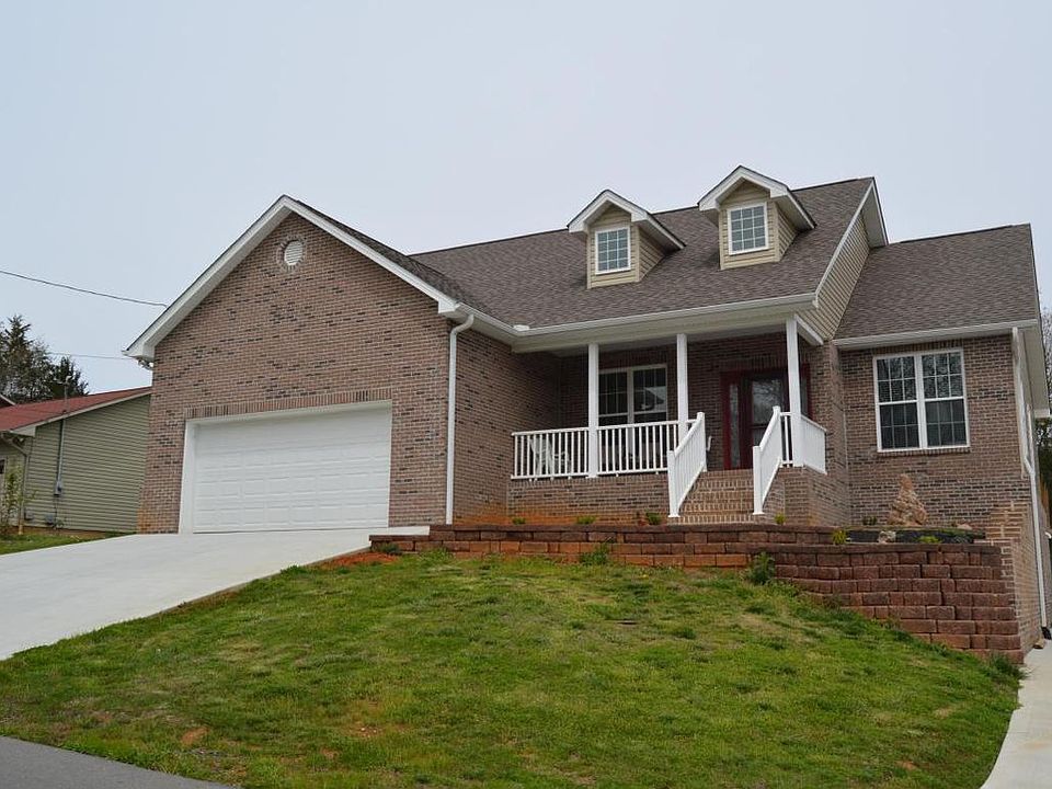 1st image of 402 Humphrey Dr