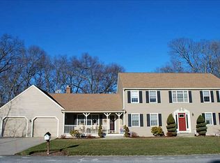 56 Windsong Rd, Cumberland, RI 02864