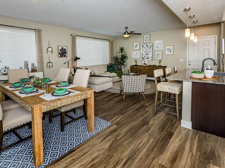 B2 1175 SQ FT 2 Bed 2 Bath