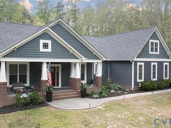 2nd image of 21725 Cherry Row Ln