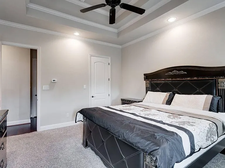 4119 Napoli Way — Photo 9
