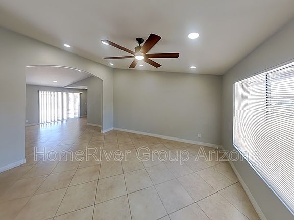 2nd image of 7646 W Glenrosa Ave