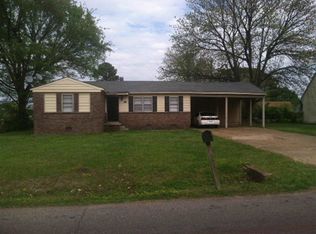 5070 Gill Rd, Memphis, TN 38109