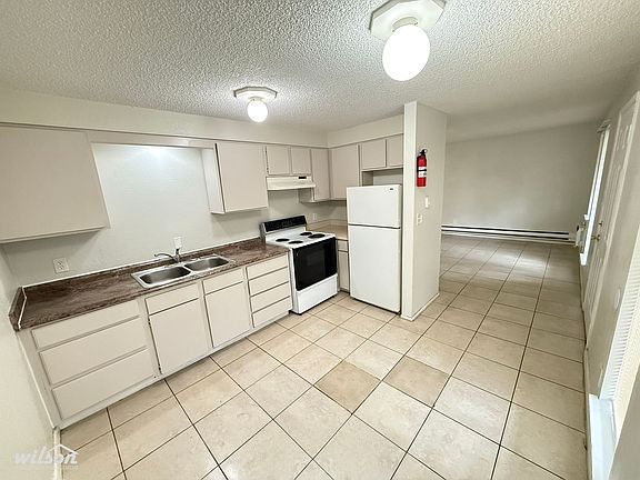 4th image of 1319 Jefferson Ave #A