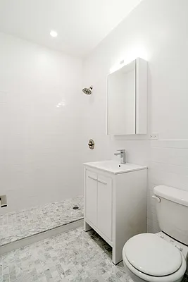 Rented by Compass | media 16