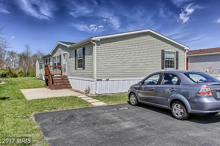 1st image of 16906 Longfellow Ct