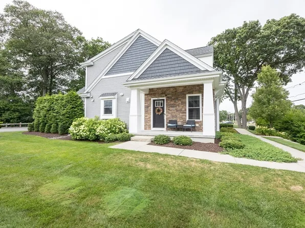 275 Smith St Unit A, North Attleboro, MA 02760