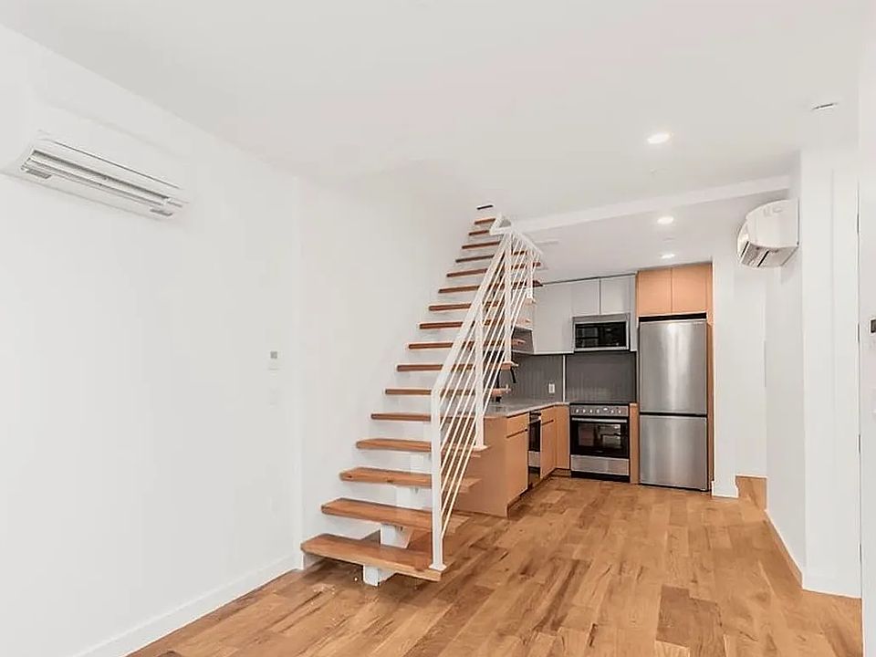 1st image of 186 Pinehurst Ave APT 5D