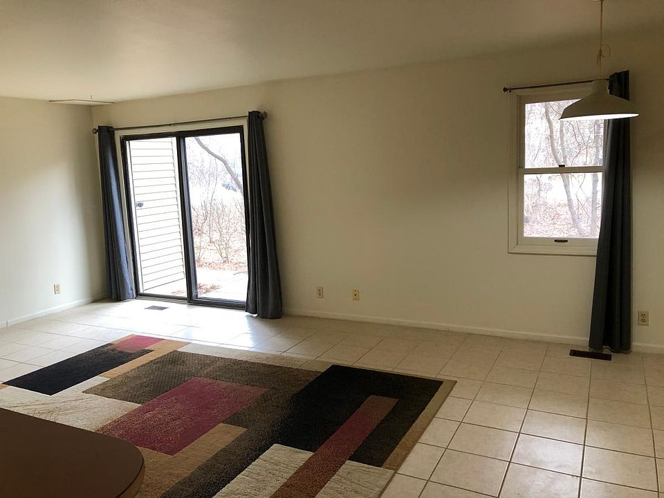 1st image of 2739 Kragspough Ct #2743
