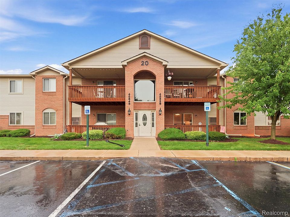 1st image of 45849 Wildrye Ct Unit 4