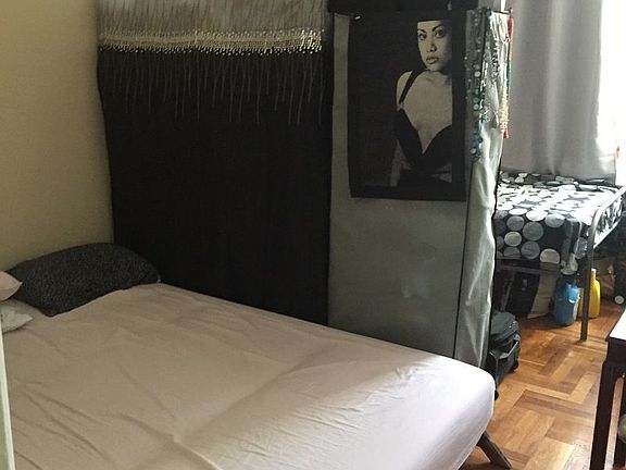 2nd image of 4829 45th St APT 2F