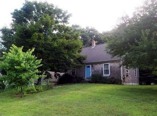 4 Lee Brook Dr, Ledyard, CT 06339
