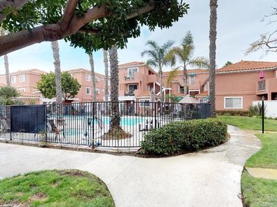 409 Utica Ave #B20, Huntington Beach, CA, 92648