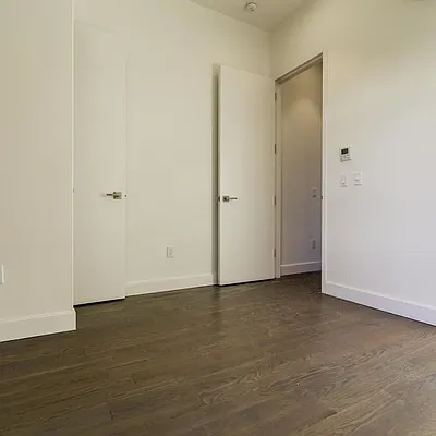 Rented by Nooklyn NYC LLC | media 23