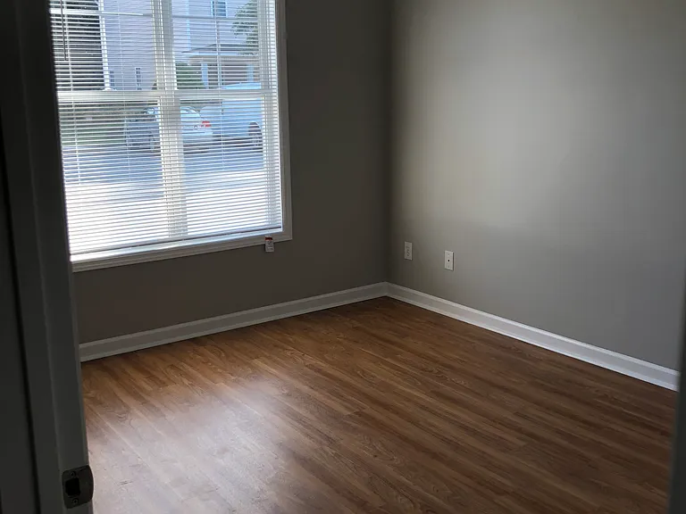 5617 Moss Vine Pl — Photo 1