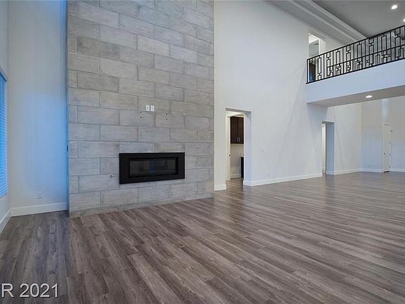 5th image of 5324 Secluded Brook Ct