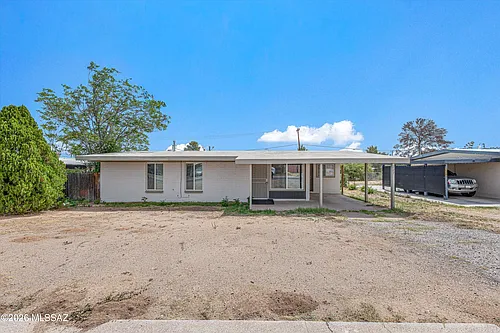 227 S Avenue B Photo 1
