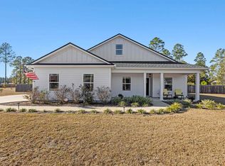 579 Parkside Cir, Crawfordville, FL 32327