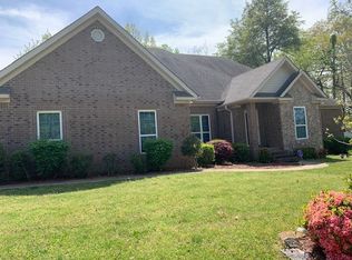 1900 Metzler Ln, Jonesboro, AR 72401