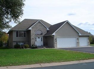 38367 Branch Ave, North Branch, MN 55056