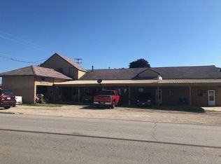 1520 Main St, Ridgeway, IA 52165