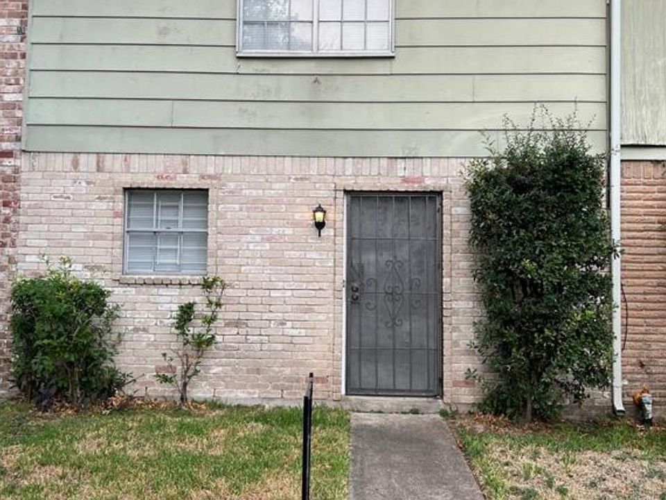 1st image of 122 Goodson Dr