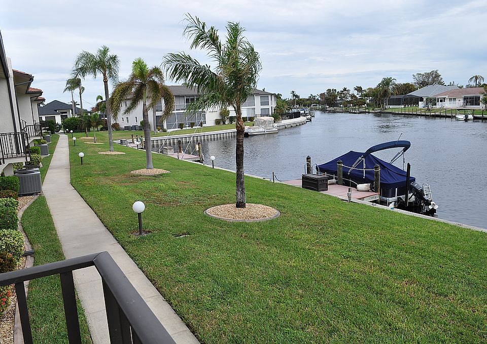 1st image of 4713 Santa Barbara Blvd #3
