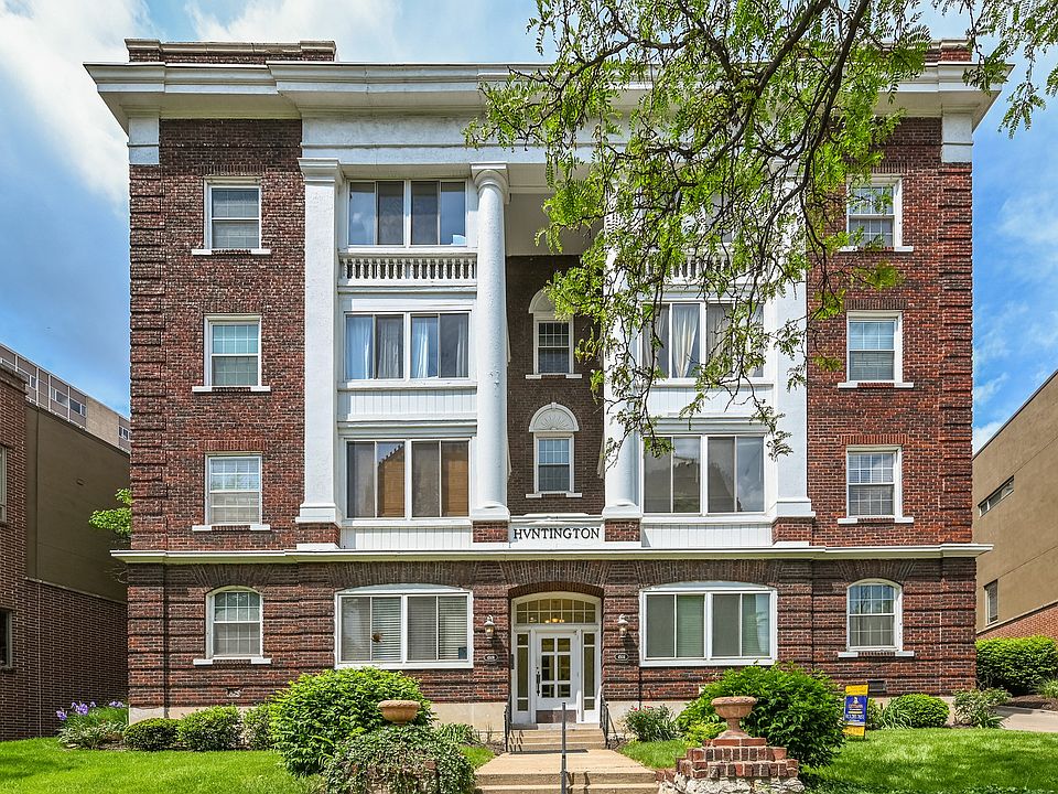 1st image of 4508 J C Nichols Pkwy APT 2S