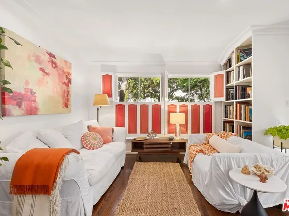 1305 Warnall Ave, Los Angeles, CA 90024