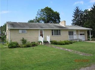 Sherwood Ave, Belle vernon, PA 15012